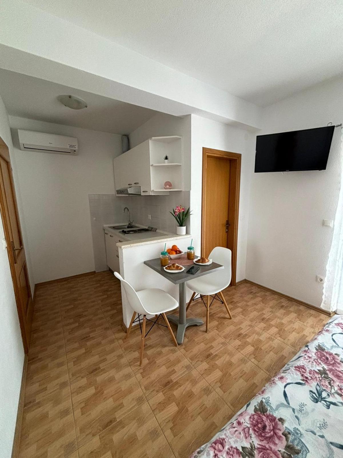 Apartment Nova *